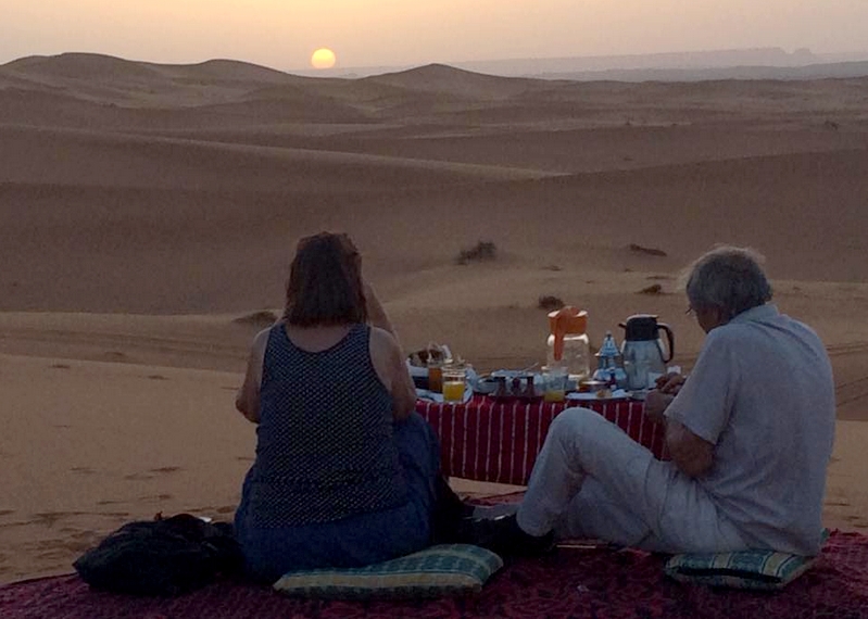 excursion en camellos en marruecos y Dos noches en el Sahara